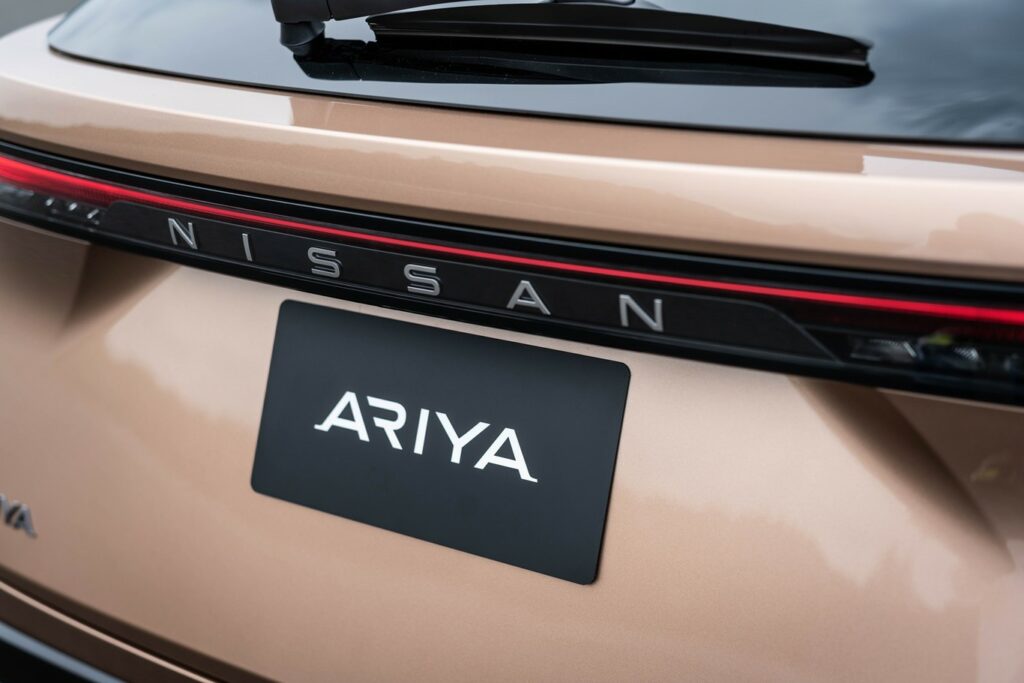 Nissan Ariya 2021 02