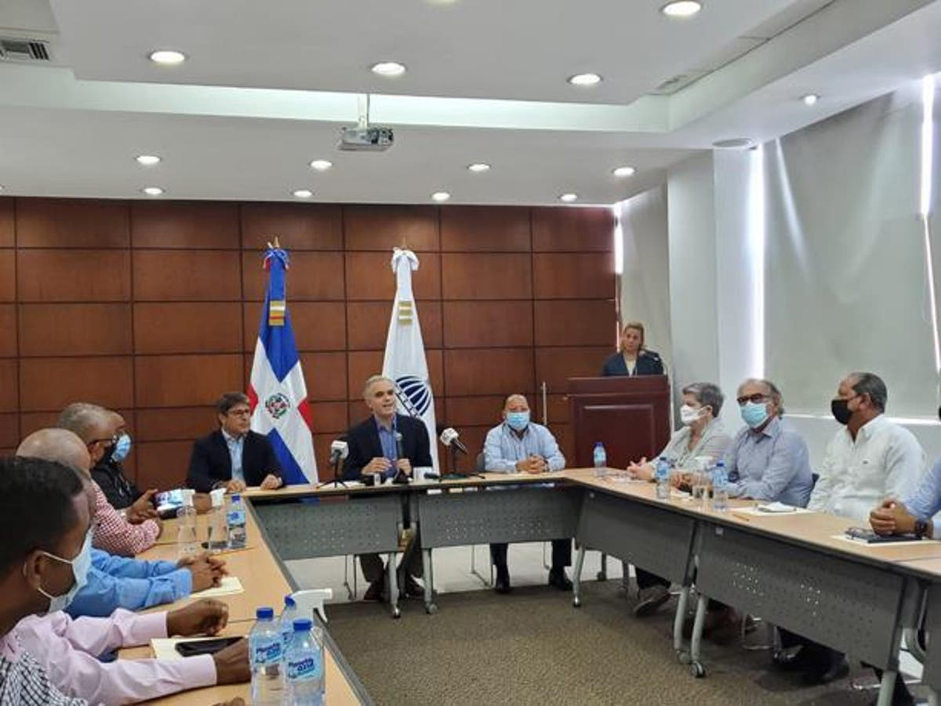 dominican-republic-raises-minimum-wage-for-employees-in-the-tourism