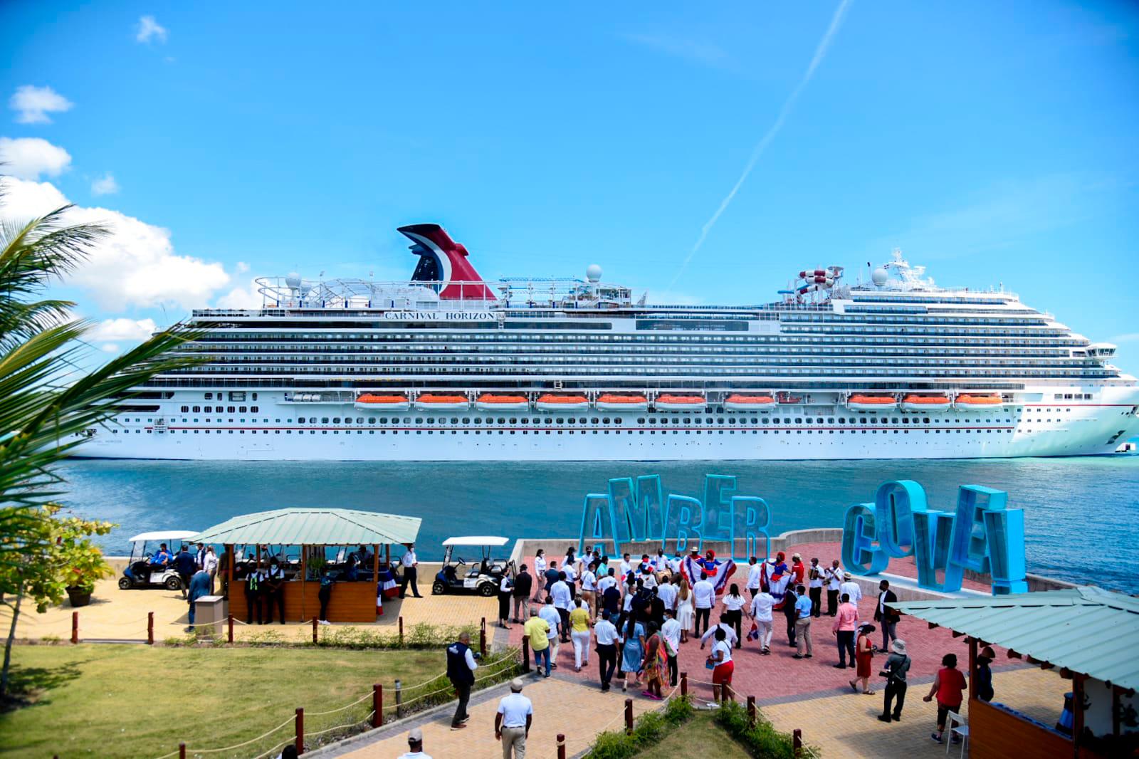 In only two days 7 cruise ships bring 11,700 visitors to Puerto Plata’s
